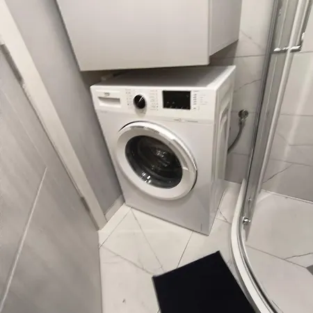 Schoene Im Emilia Romana Park Apartament Słoneczny Brzeg