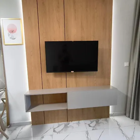 Schoene Im Emilia Romana Park Apartament Słoneczny Brzeg