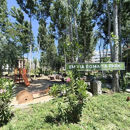 아파트 Schoene Im Emilia Romana Park